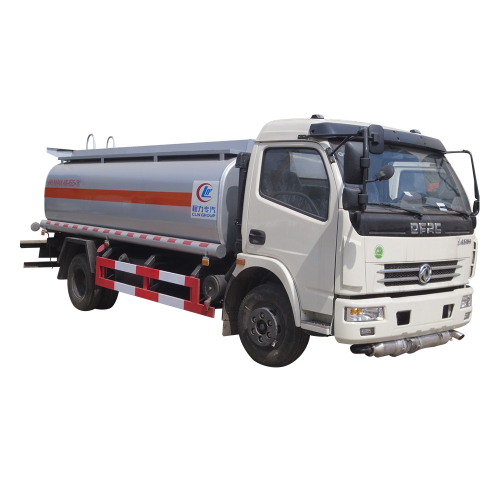 Petroliera Dongfeng da 8000 litri