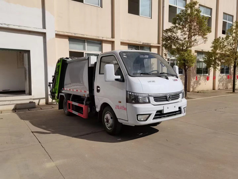 Presentazione dei veicoli per la raccolta rifiuti conformi allo standard nazionale “Guo Liu”: insieme per costruire un ambiente migliore